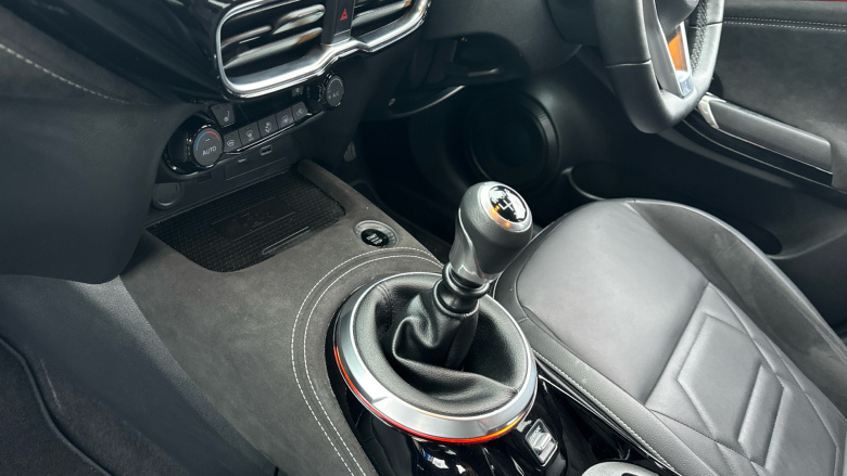 Nissan Juke 1.0 DiG-T Tekna+ 5dr Petrol Hatchback